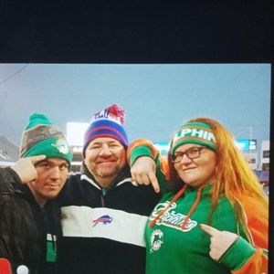 Meet your Posher, Raymond